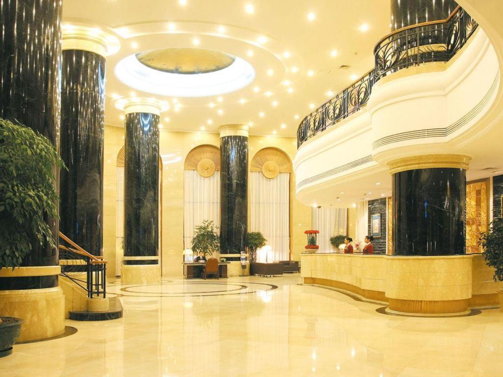 Dalian Liangyun Hotel Kültér fotó