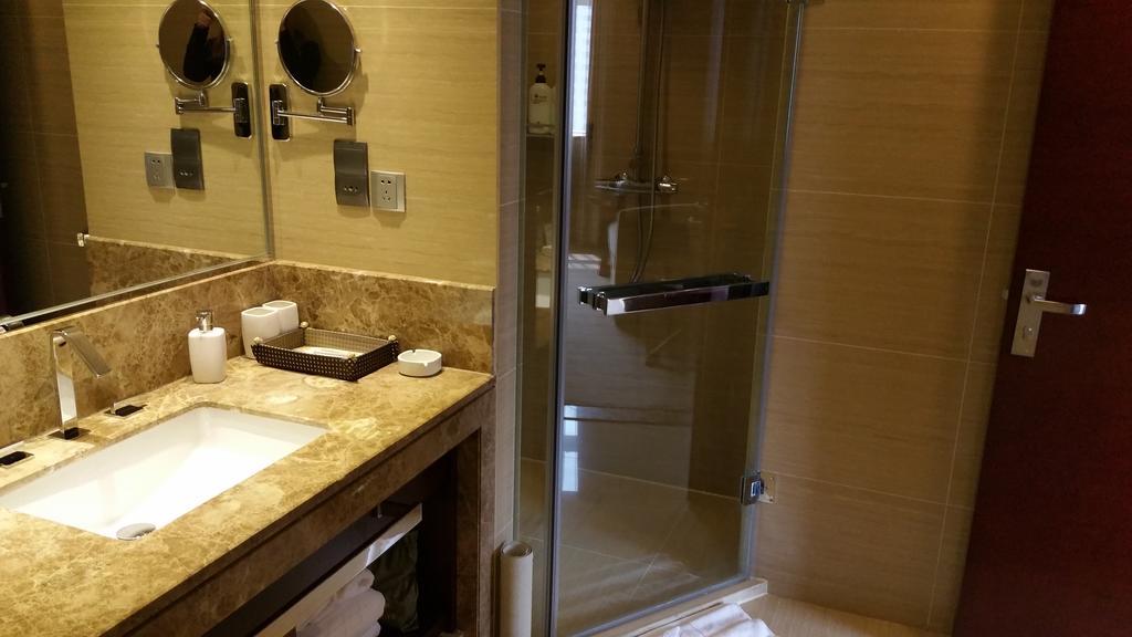Dalian Liangyun Hotel Kültér fotó